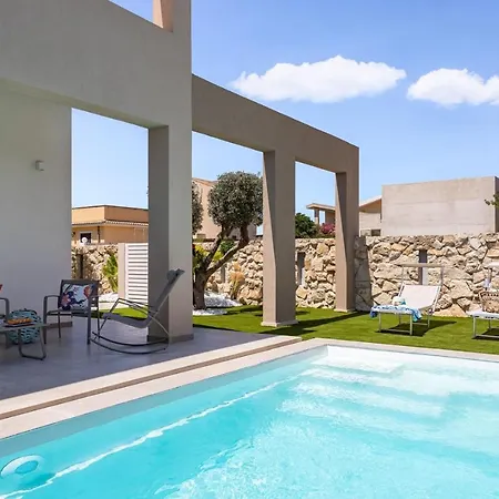 Shamsi - Heated Pool And At 70mt 别墅